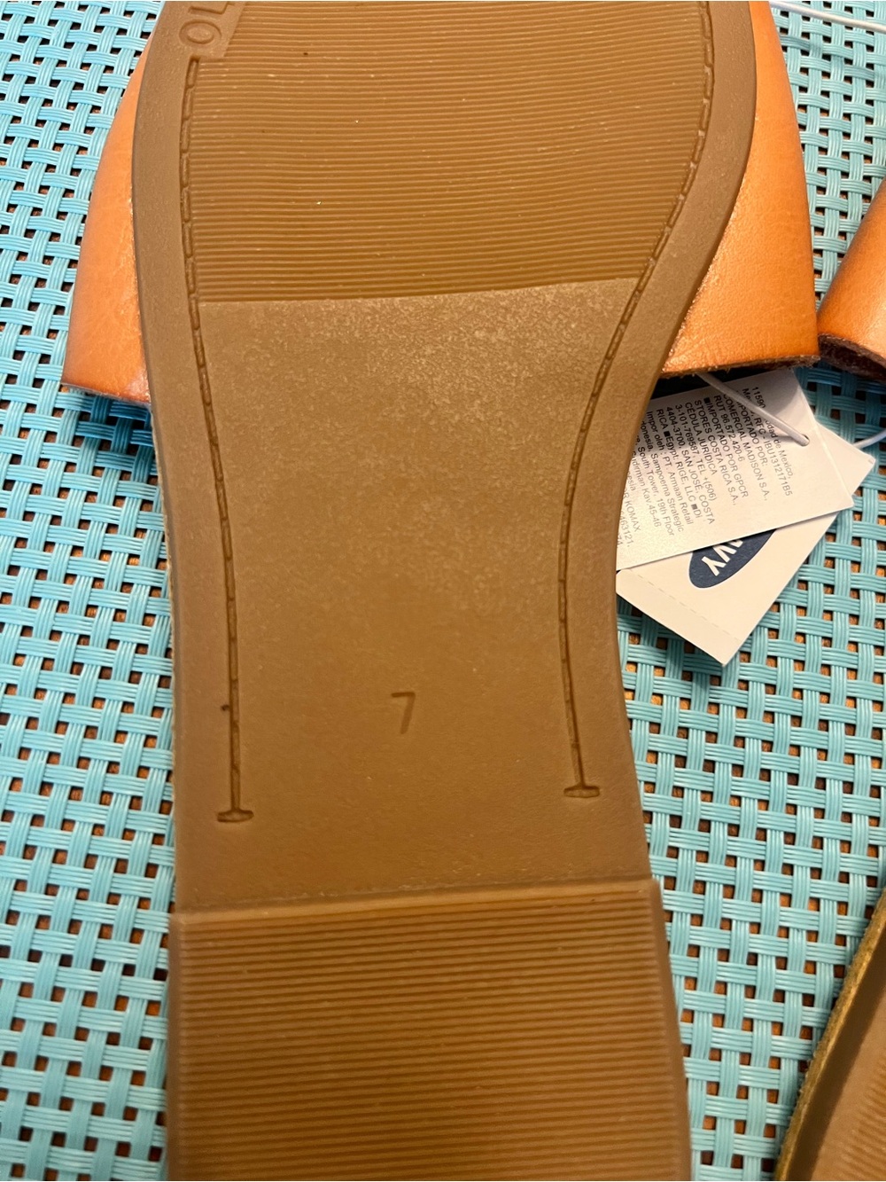 Old Navy Women's Cognac Slide Sandals - Picture 7 of 8